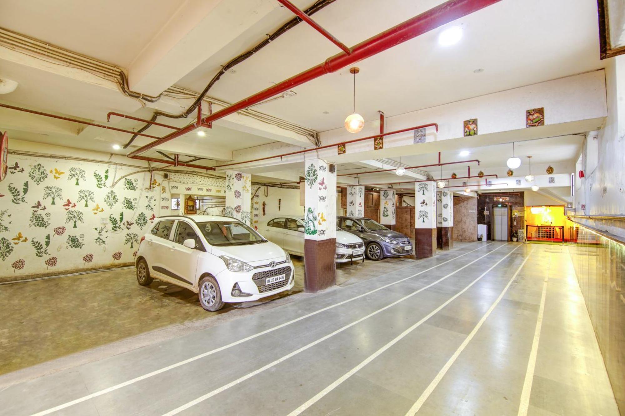 Gracious By Vishesh Hotels & Home Stay Nova Deli Exterior foto